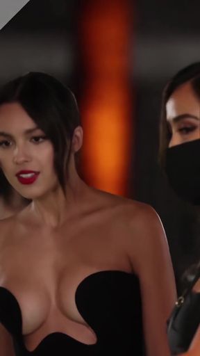 Filipina celebrity goddess showcases her sexy jiggle