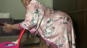 BBW Giantess Clapping Juicy Booty and Moaning Fetish
