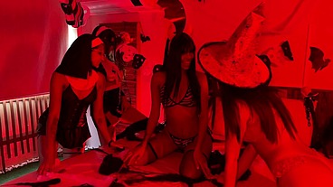 WITCH, NUNS AND DEMON HAVE LESBIAN ORGY ON HALLOWEEN