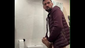 sexy daddy jerking off and nutting huge load