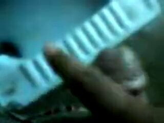 Full masturbation in mode