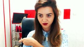 Red Lips and Big Eyes for Ariana