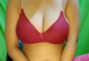 Desi hot bengali shruti bhabhi teasing with her sexy cuvres