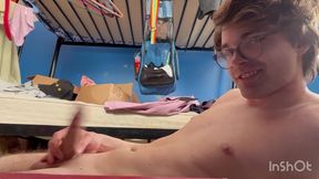 hot cum-eating session with niko springs