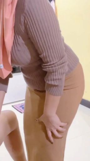 Big ass hijab maid catches boss masturbating in the kitchen   Clip 1