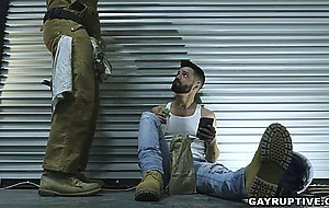 Construction Workers Anal Fucked Threesome