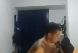 Những người đồng tính nghiệp dư bị hiếp dâm qua đường hậu môn