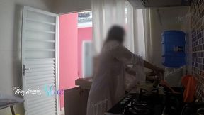 recebi o encanador so de camisolinha e muito a vontade pra provocar ele muito