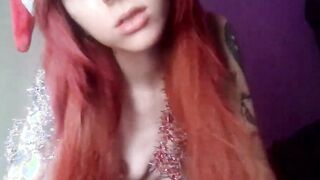 Milf Christmas Gift Masturbating Leaking Vagina