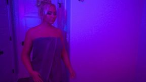 Callie Brooks Exploring Pink - Solo - Big Tits - Bathtub
