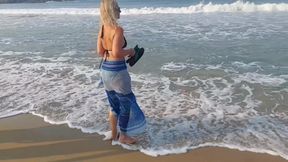 Amateur Blonde Mature Wife Enjoys Sex After Walking