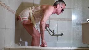 up at the hotel after a date on vacation in turkiye