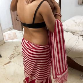 Desi Bhabhi Took Massage From Devar and Got Fucked