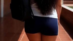 morra culona me abre sus piernas!! universitaria puta de 19 anos le encanta follar!! y ella me pide semen en las nalgas!!! (xvideos red)