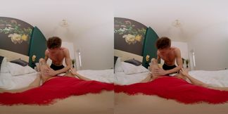 You're So Sexy I Can't Focus on Studying - Female POV VR