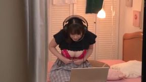 When I secretly peeked at the busty beauties in the opposite room, I was ashamed to