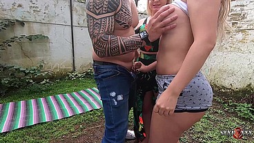 Esposa entrega loira do rabo grande para o marido - Mirella Mansur - Rafaella Denardin - Hugo Belfort