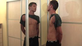 Akon the oily hottie shows off h is abs and such
