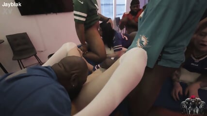 CHROMA*KOPPIC*.VAGINA.BEAT.DOWN.