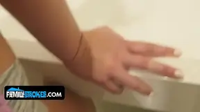 Thick blonde stepsister Daisy Stone takes a cumshot from her turned on stepbro