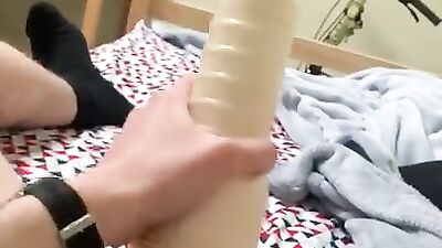 Close-up video of lad stroking his prick with gummy puss