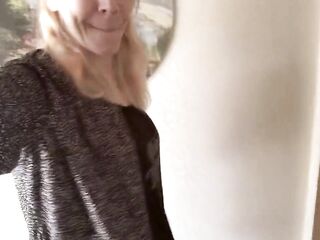 Kinky Golden-haired Gets Her Butt Creamed Whilst Washing a Car