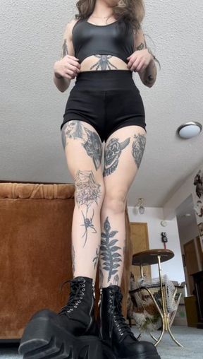 Outfit check, you like?