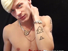 Blonde amateur gay man enjoys to please himself with hands