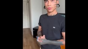 Was shooketh in Chile when I asked for room service in my hotel and EIGHTTHOUSANDS showed up! Of course I co ...