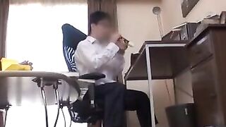 Big Boob Babe Gives Mind-Blowing Blowjob & Rides Dick To A Wild Orgasm