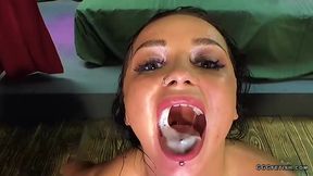 Young Daphne Klyde gets facialized and swallows jizz
