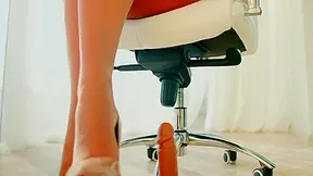 I Spread My Legs In Pantyhose While Im In The Office