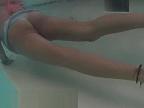 MaryUnderwaterandPetLover Flowers Satin Bed Upsideown