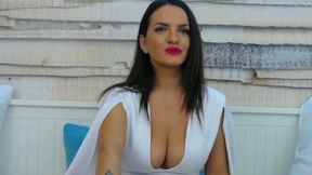 Big Tittie Girl Sits Down