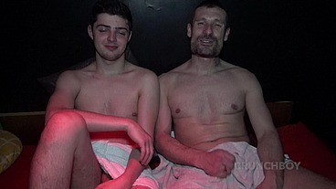 FRENCH BAD BOY TOP WITH BIG DICK FUCKING ROW BOTTOM