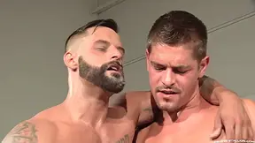 Bodybuilder Craving Hard Ramming