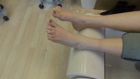 I Have Short Stubby Toes