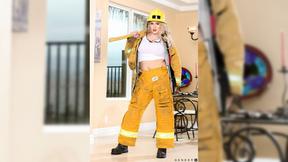 ”Tranny in Outfit Seduction”