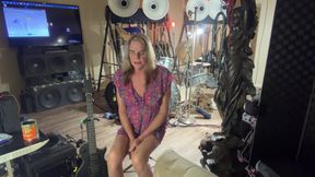 Lizzy Yum Vintage and Behind the Scenes Interviews Exclusive Interview #6