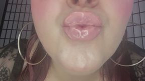 pale pink lipgloss
