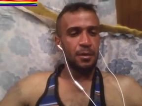 IRAQUI ATRACTIVO RICA PAJA EN RAMADAN JUGANDO EN LA CAM GAY