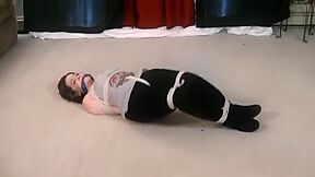 Mallory Struggling