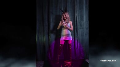 Hot mistress traps slave with smoke and CBT methods