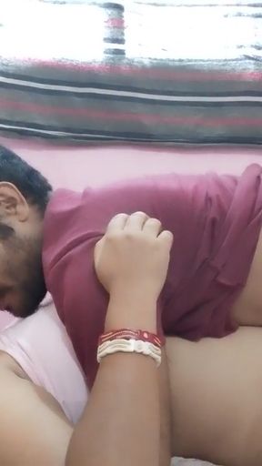 Husband wife deshi sexy vedio   Clip 1