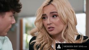 MODERN-DAY SINS - Mormon Virgin Lexi Lore Craves First ANAL CREAMPIE Instead Of Soaking With Hung BF