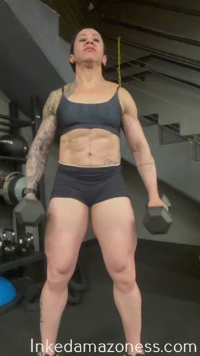 Strong muscle GILF will dominate you