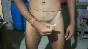 Oldman handjob in solo locker room