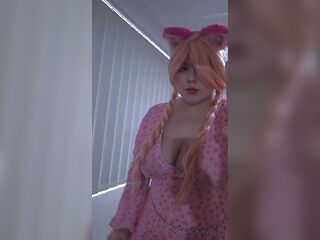 Kinky Kitty ???? aurelia tofana