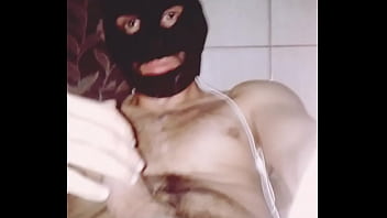 Passivo na punheta com sede de poha