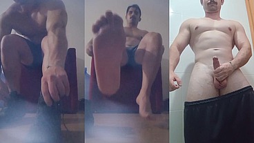 Fetiche de meus pés e punhetao para meus fans onde meu pau é uma alavanca e minhas bola uma marreta
